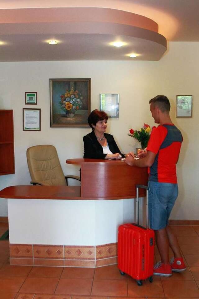 Отель Hotel Pod Kamykiem Жонска-29